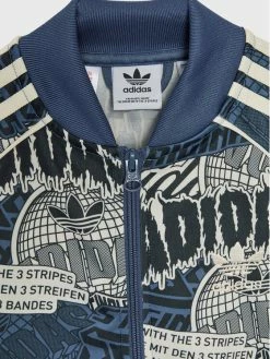 Το φθηνότερο 🌟 Adidas Μπλούζες Φόρμας Μπλούζα Allover Print Sst HK2822 Σκούρο μπλε Regular Fit 🎉 -adidas Originals Κατάστημα unnamed file 2577