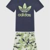 Συμφωνίες 🧨 Adidas T-shirts Σετ T-Shirt και σορτς Camo HE6928 Σκούρο μπλε Regular Fit 😍